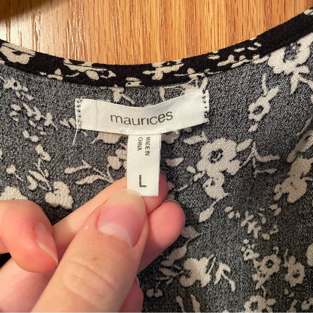 Maurices Black Floral V-Neck Jumpsuit - Picture 4 of 14